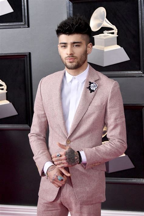 zayn malik pink suit